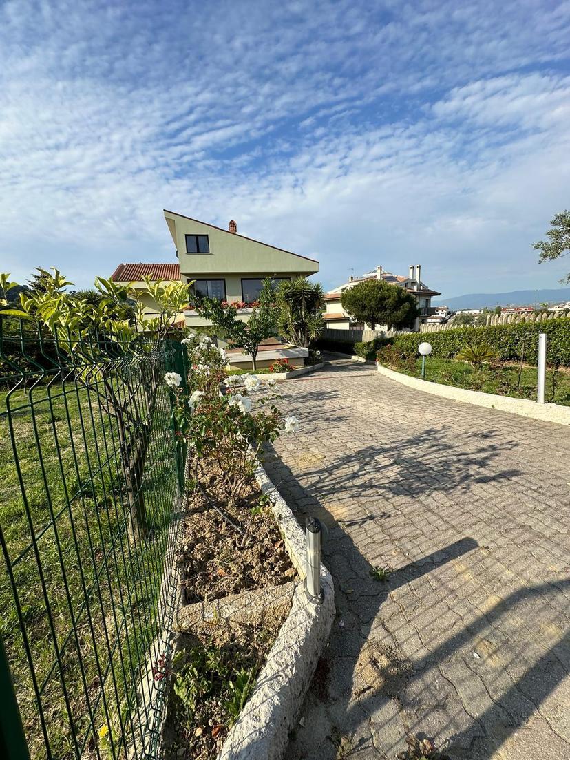 Villa in Via Colle della Vecchia, Montesilvano
