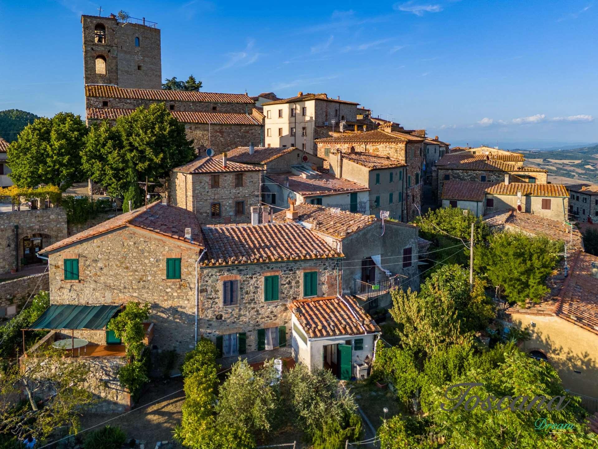 Quadrilocale, Castelnuovo di Val di Cecina