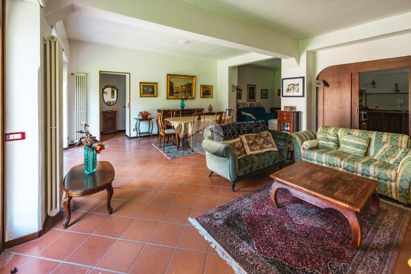 Villa in Lungolago Giuseppe Zanardelli, Toscolano-Maderno