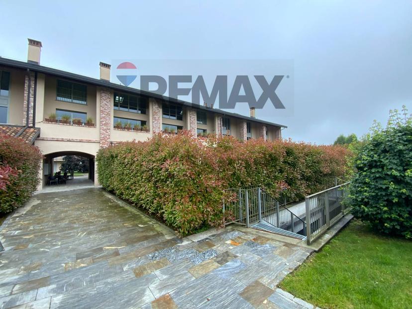 Appartamento in Via Sant'Isidoro 1, Bogogno — foto 2 di 5