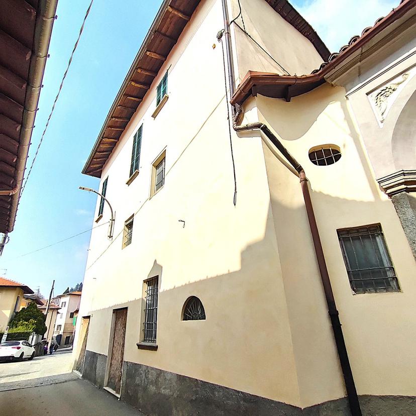 Terratetto plurifamiliare in Via Carolina Pulici 37, Albese con Cassano — foto 3 di 5