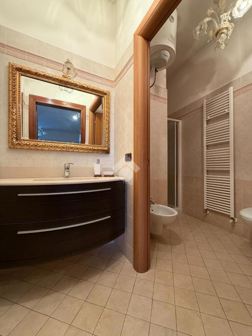 Trilocale in Via Orazio Marinali 85, Bassano del Grappa — foto 2 di 5