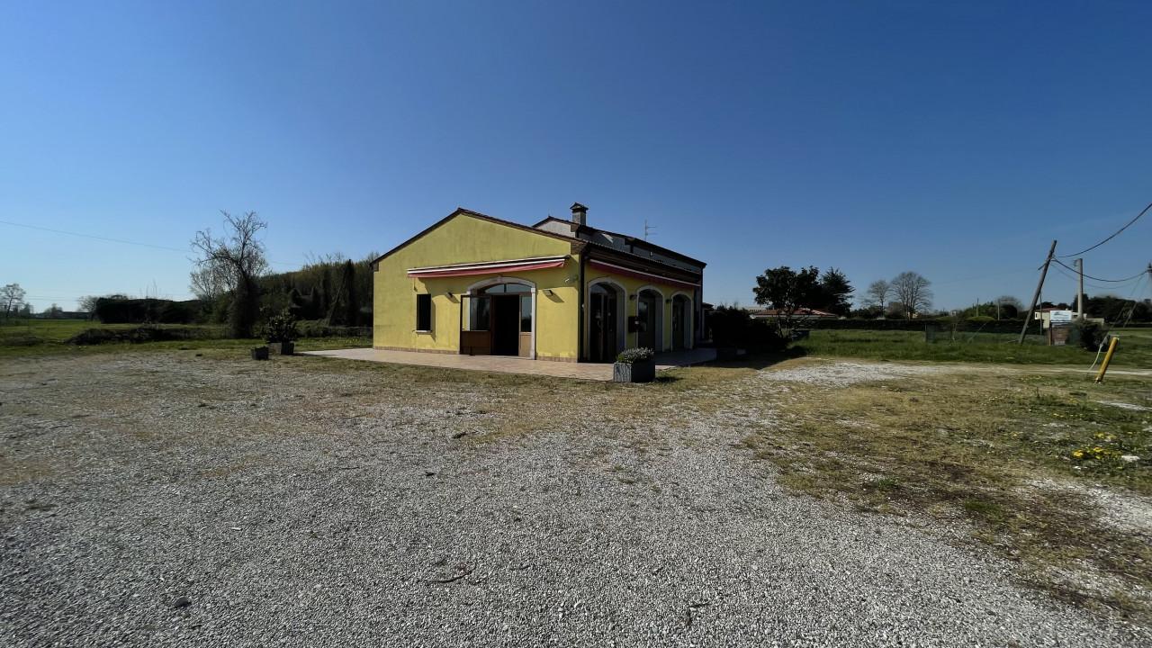 Casa indipendente in Via Motta, Monselice