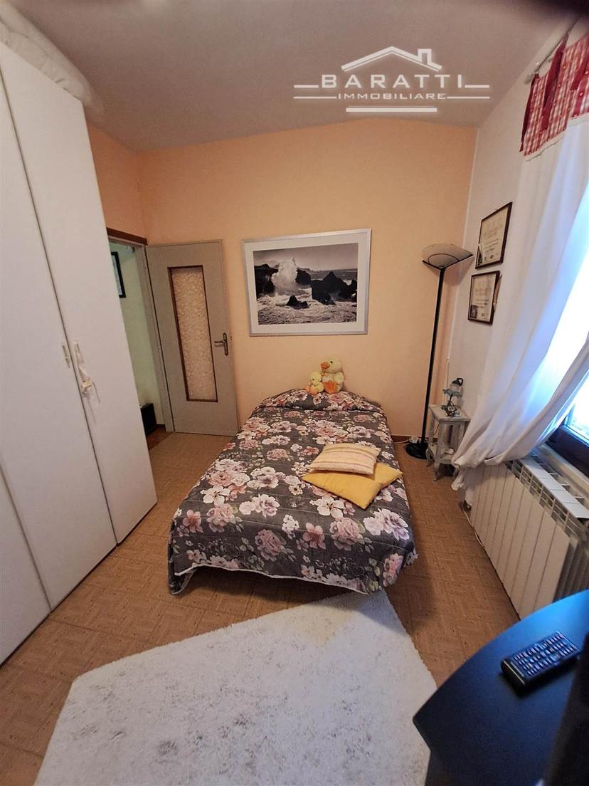 Villa bifamiliare, Poggio Rusco — foto 2 di 5