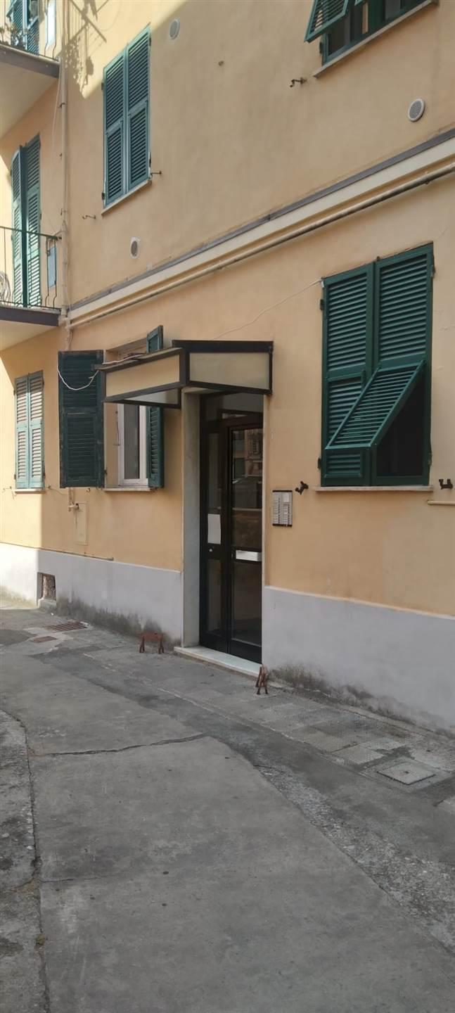 Bilocale, La Spezia