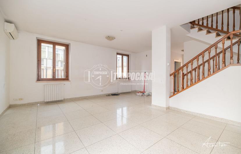 Villa a schiera in Via Ospedale 6/B, San Martino in Rio