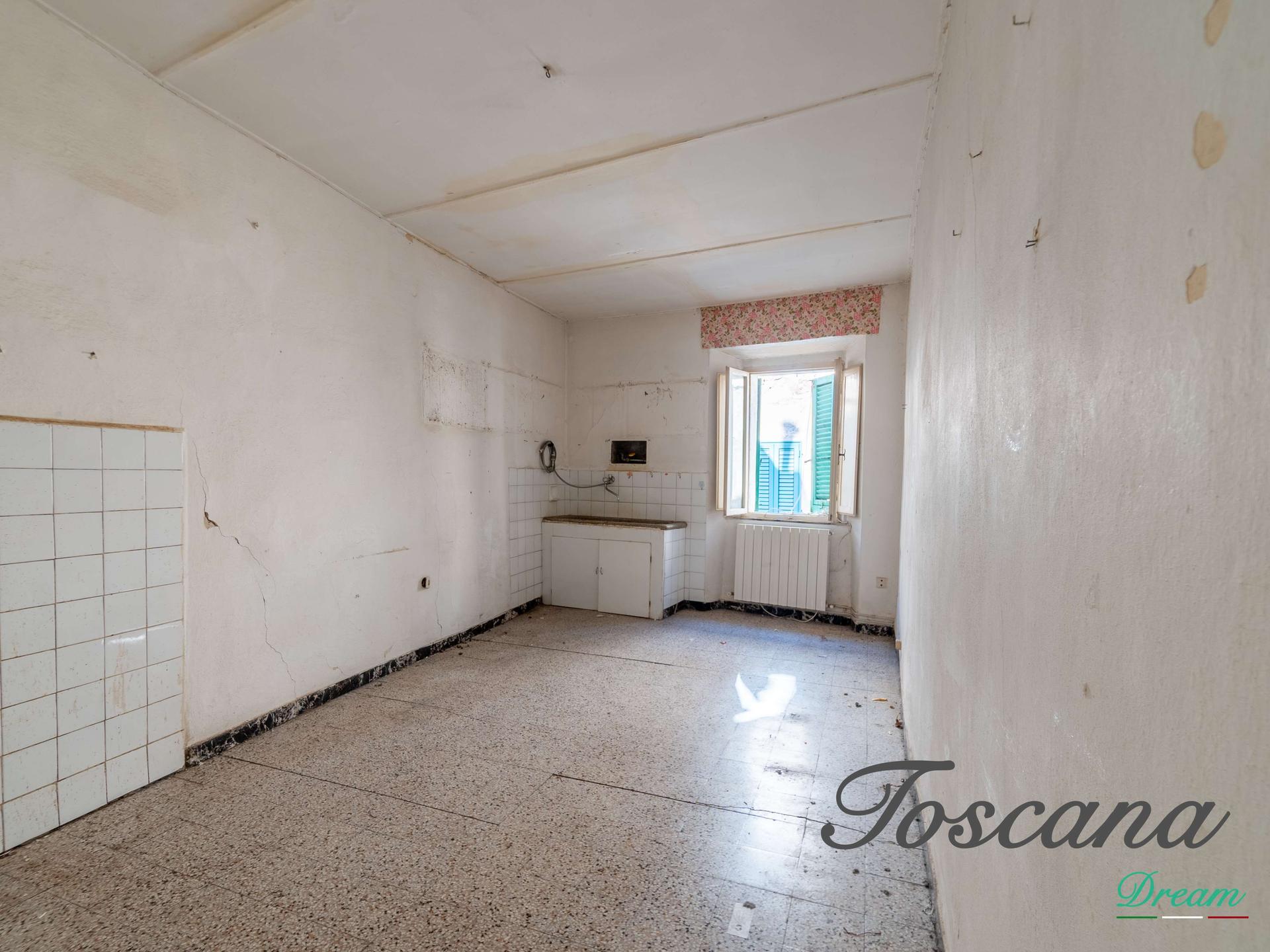Trilocale, Monterotondo Marittimo