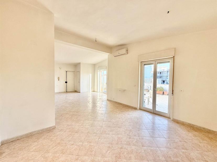 Quadrilocale in Via Fondannone, Santa Venerina — foto 2 di 5