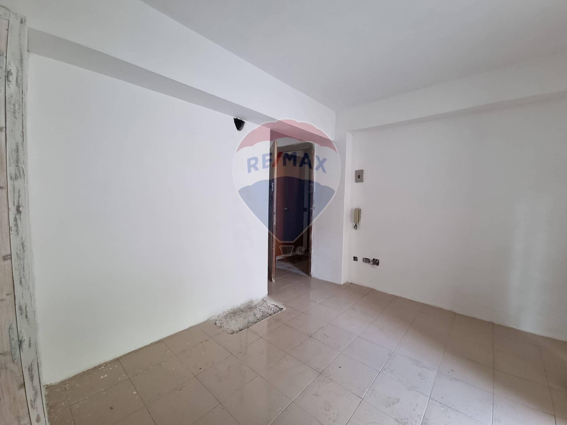 Trilocale, Campo di Giove