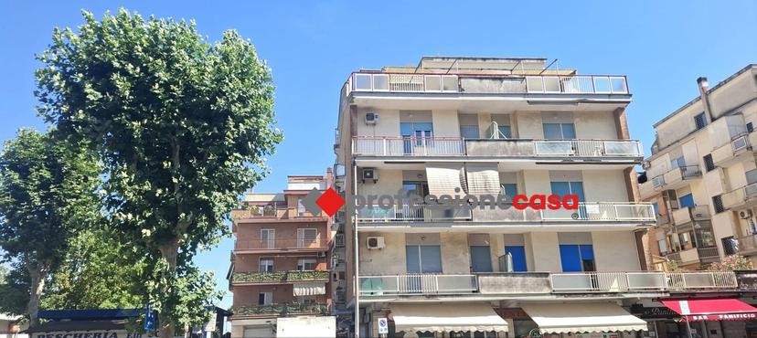 Bilocale in Viale Danimarca, Pomezia