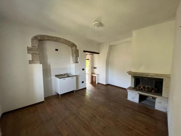 Terratetto plurifamiliare in Via Borgo Rovere di Champeaux 1, Campello sul Clitunno — foto 4 di 5