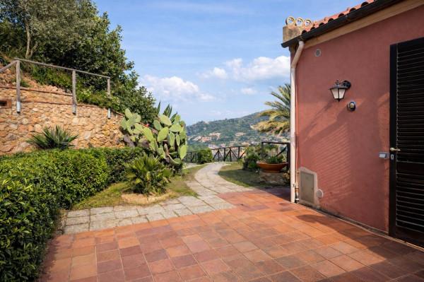 Quadrilocale, Monte Argentario