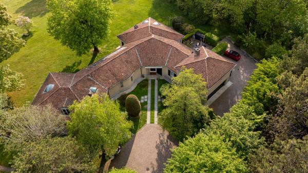 Villa plurifamiliare in Via Monviso 9, Barasso