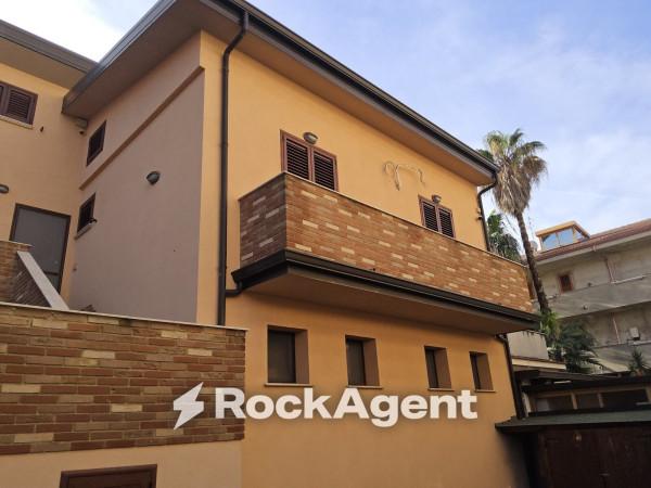 Villa a schiera in Strada Statale 106 Jonica 20, Caulonia — foto 2 di 5