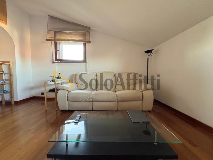 Quadrilocale in Via Edmondo De Amicis 33, Bollate — foto 2 di 5