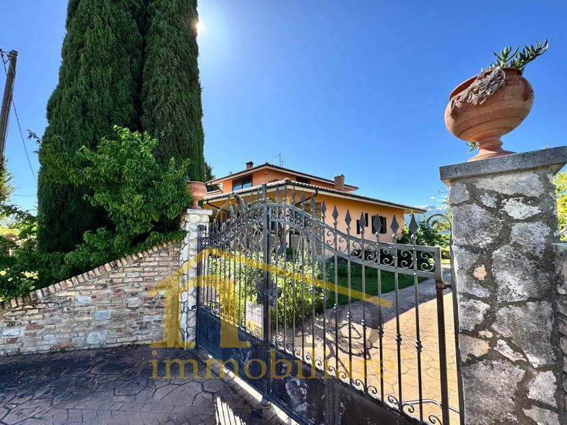 Villa in Contrada Collina 80, Nocciano — foto 2 di 5