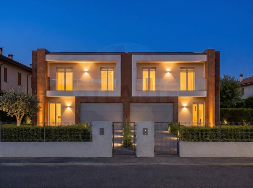Villa in Via Giacomo Leopardi 340, Comezzano-Cizzago — foto 2 di 5