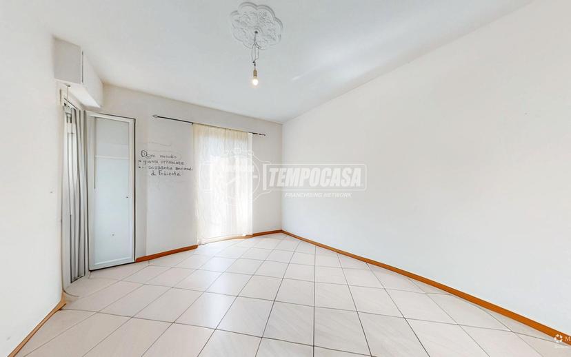 Trilocale in Via Don Mariani 4, Binago — foto 2 di 5