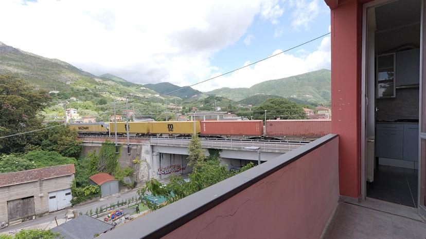 Appartamento in Via Martiri della Libertà, Levanto — foto 4 di 5
