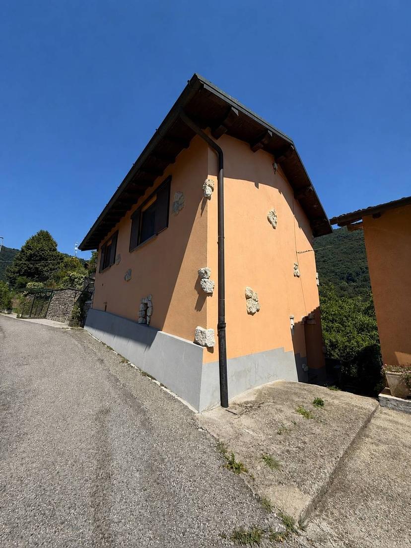 Casa indipendente in Via Mortesina, Capizzone — foto 2 di 5