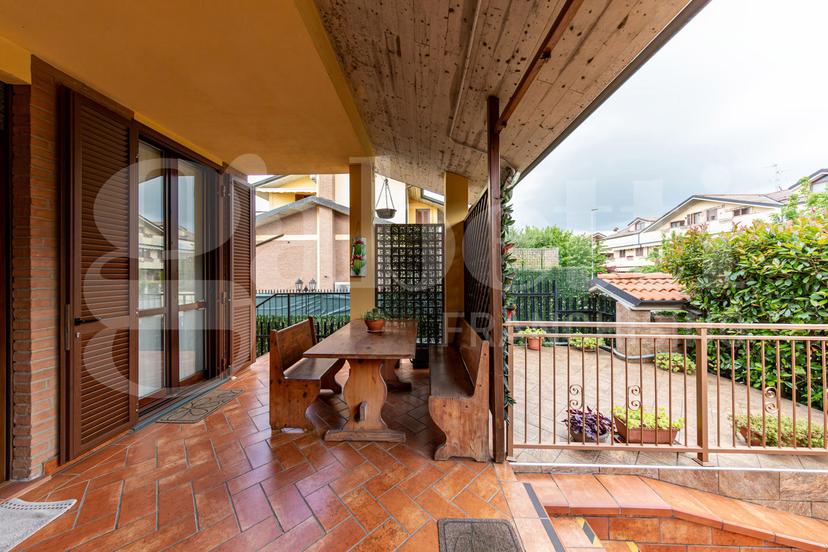 Villa a schiera in Via Don Miglietti 10, Trezzano Rosa — foto 3 di 5