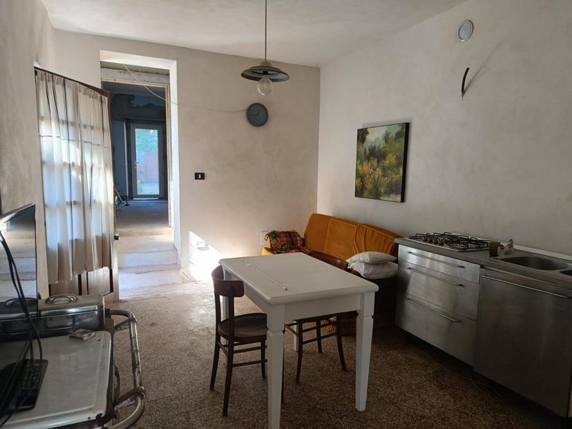 Casa indipendente in Via Ambrogio Volpi  15, Frassineto Po — foto 2 di 5