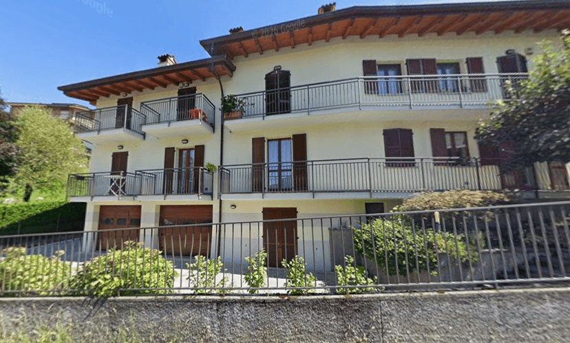 Stanza in appartamento in Via Maria Montessori, Lecco