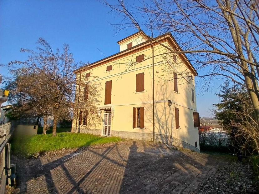 Villa in Via Modenese 1205, Vignola — foto 4 di 5