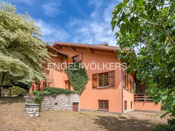 Villa in Via per Asso, Rezzago — foto 2 di 5