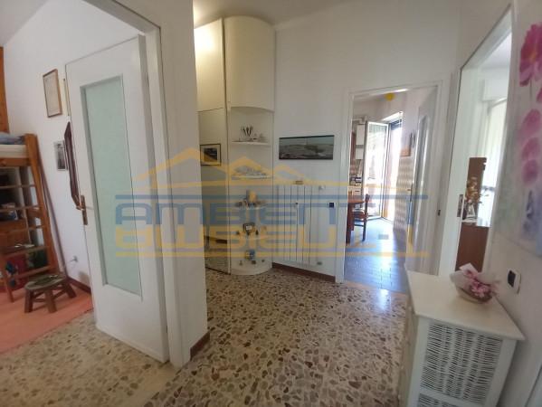 Trilocale in Via Giacomo Leopardi 4, Barzago — foto 4 di 5