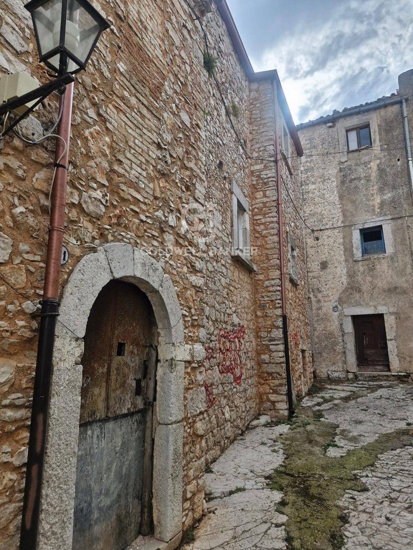 Casa indipendente in Via Belvedere, Rignano Garganico — foto 5 di 5