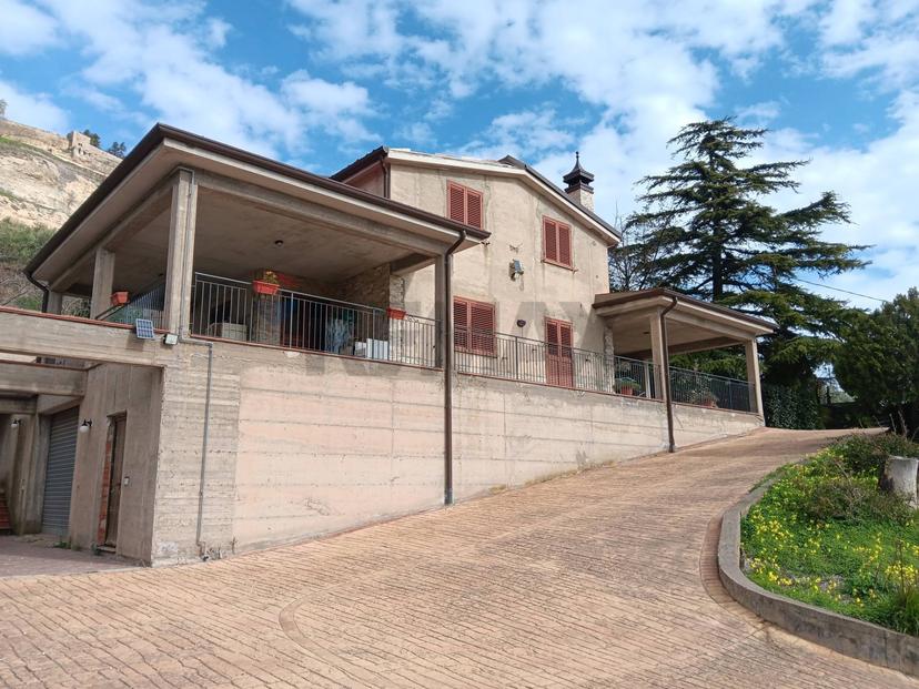 Villa in Strada Provinciale 51 Snc, Enna — foto 2 di 5