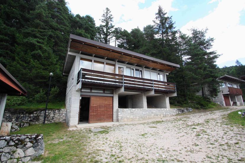 Villa unifamiliare in Via Metanopoli, Borca di Cadore