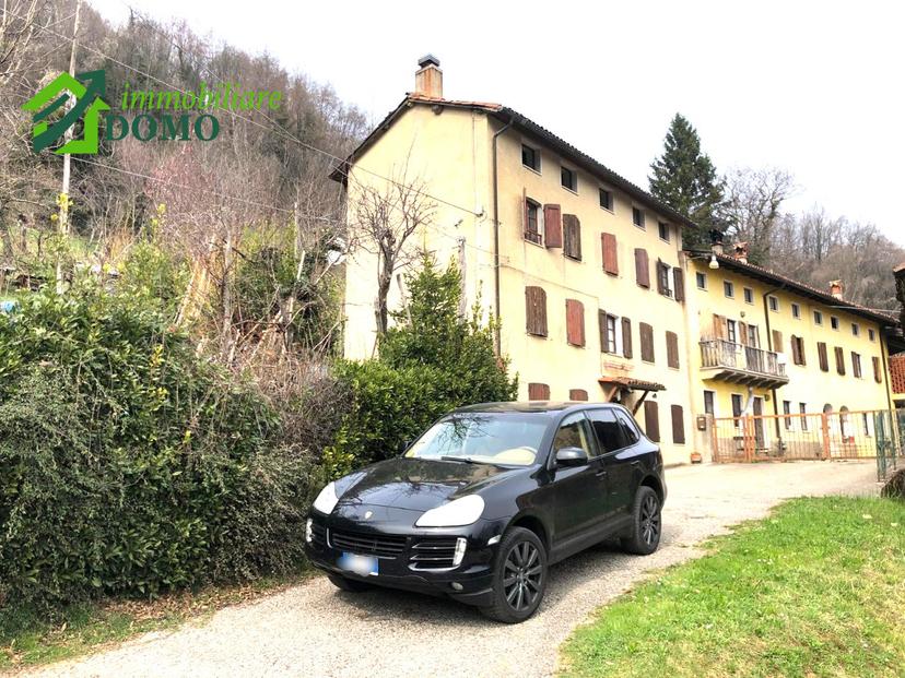 Villa a schiera in Via Cunegati 3, Valli del Pasubio — foto 4 di 5