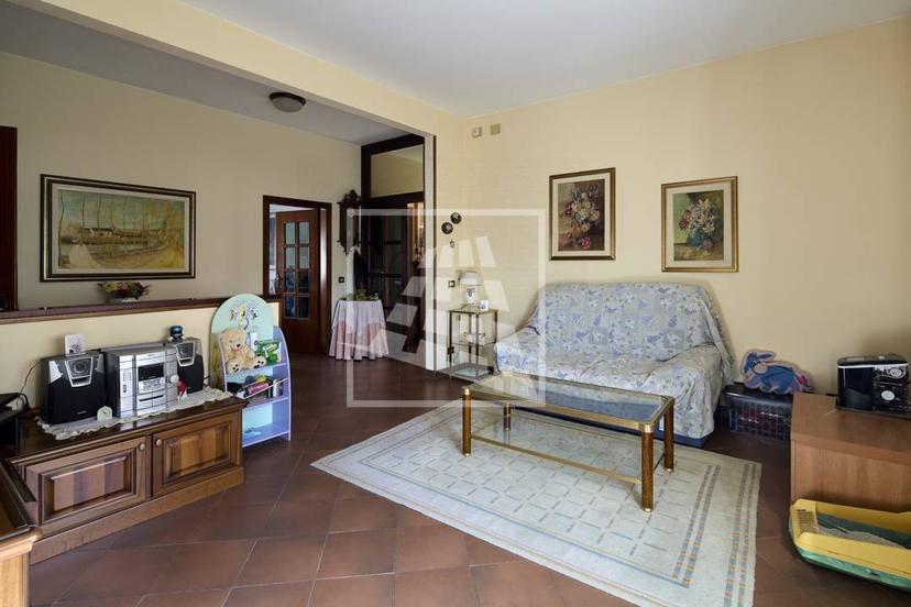 Quadrilocale in Via Bartolo da Sassoferrato 5, Reggio nell'Emilia — foto 2 di 5