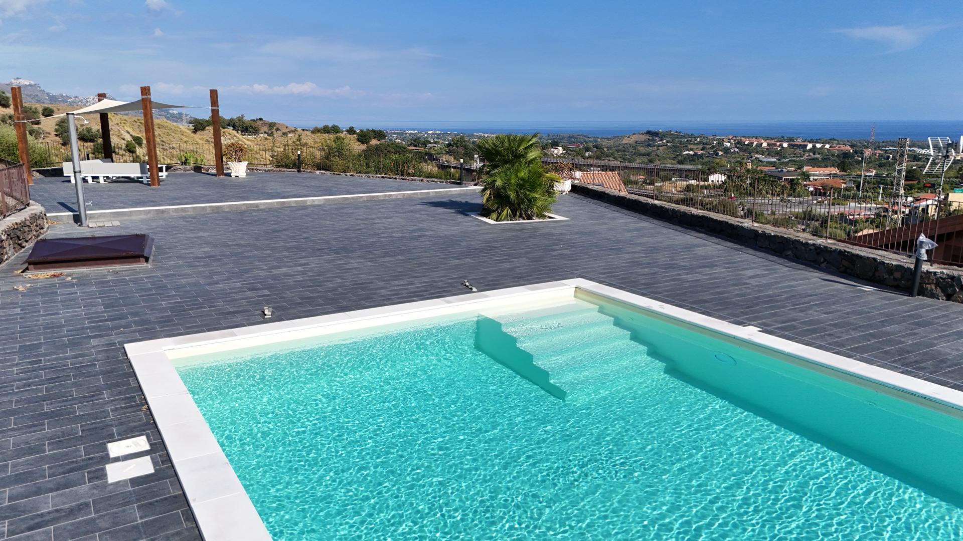 Villa, Piedimonte Etneo