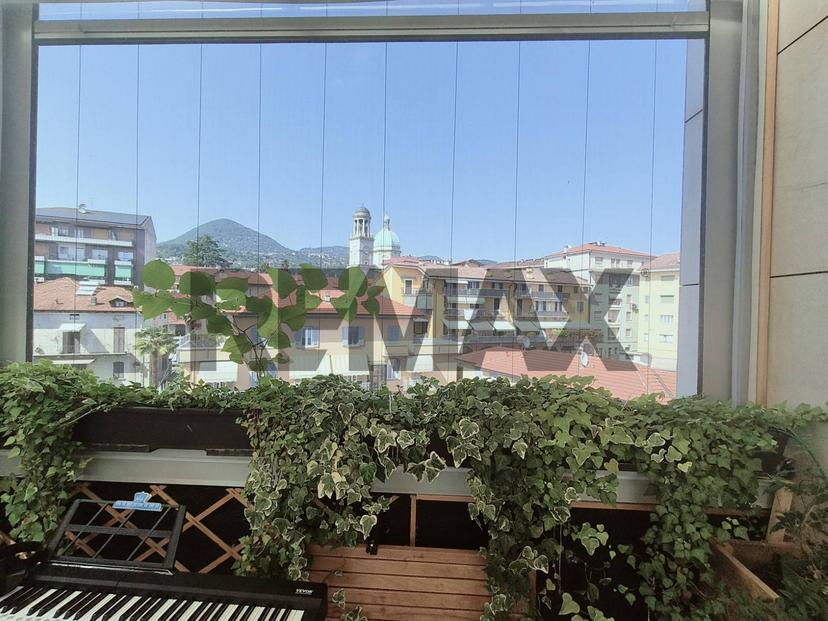 Trilocale in Piazza Don Giovanni Minzoni 20, Verbania — foto 2 di 5