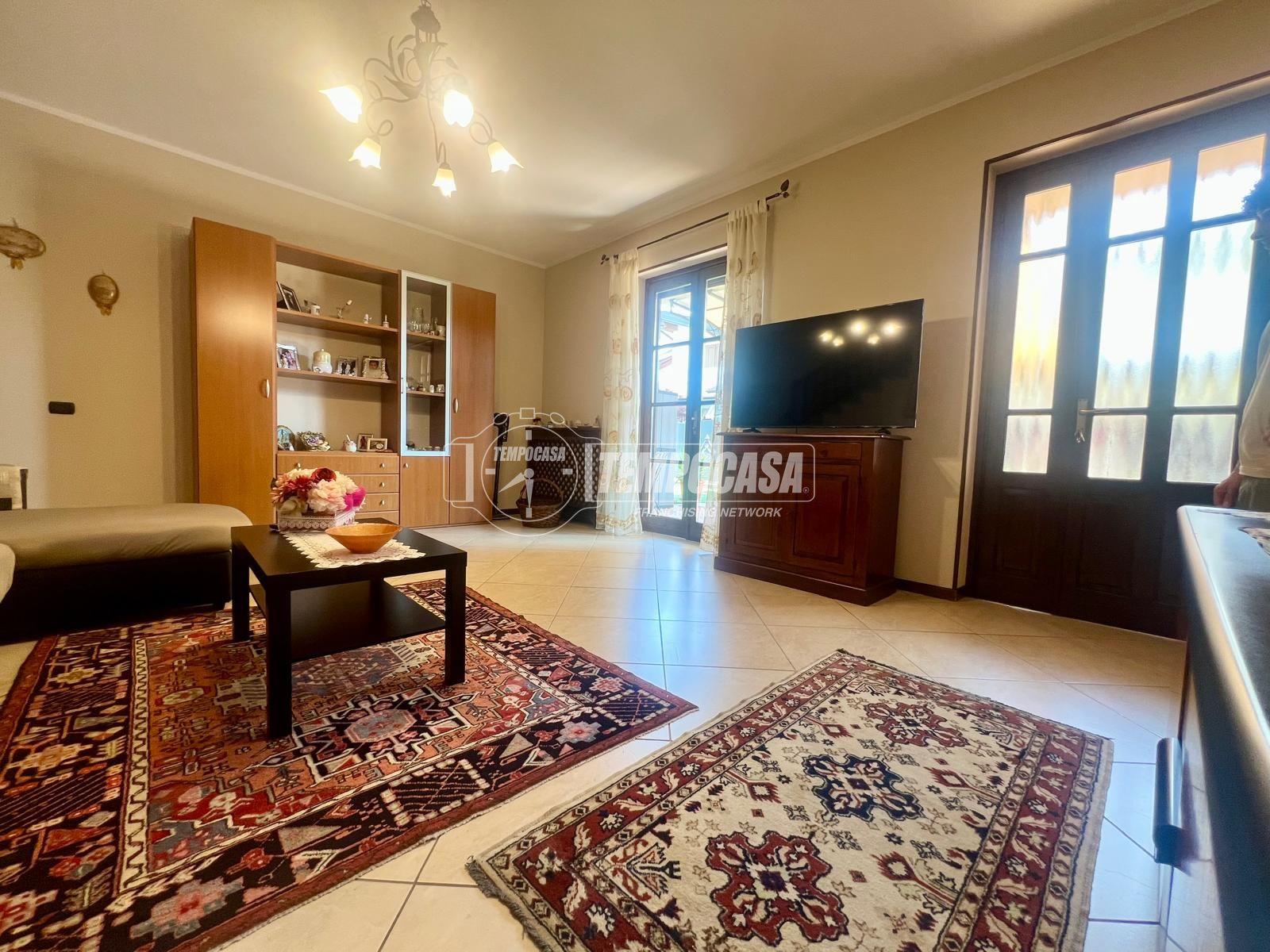 Villa a schiera, Ospitaletto