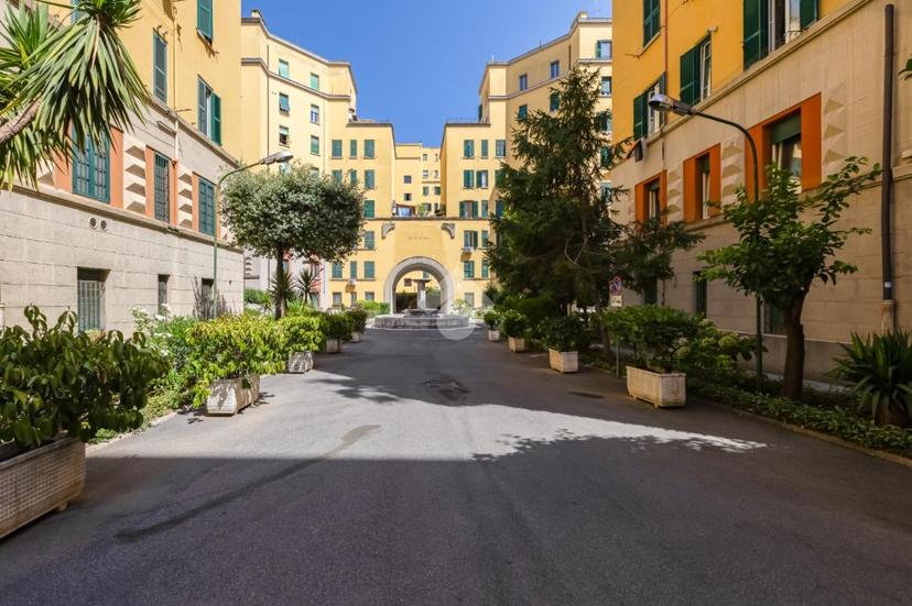 Trilocale in Via Astura 2, Roma