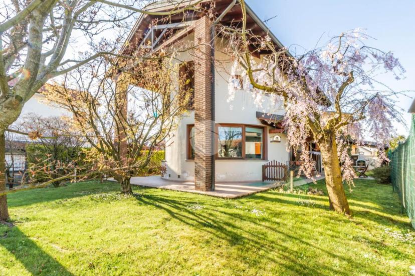 Villa in Via Giulio Verne 31, Marcallo con Casone — foto 5 di 5
