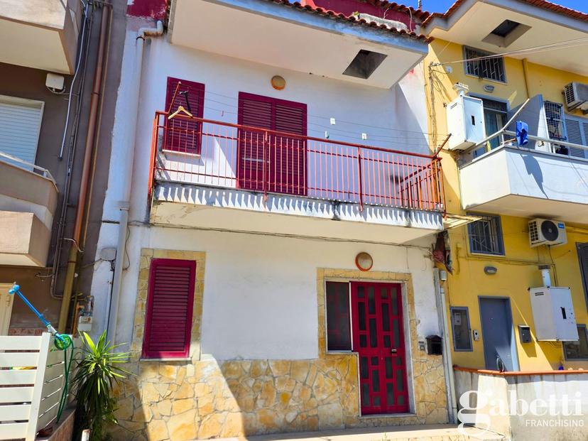 Casa indipendente in Via Nazionale delle Puglie  00, Pomigliano d'Arco — foto 2 di 5