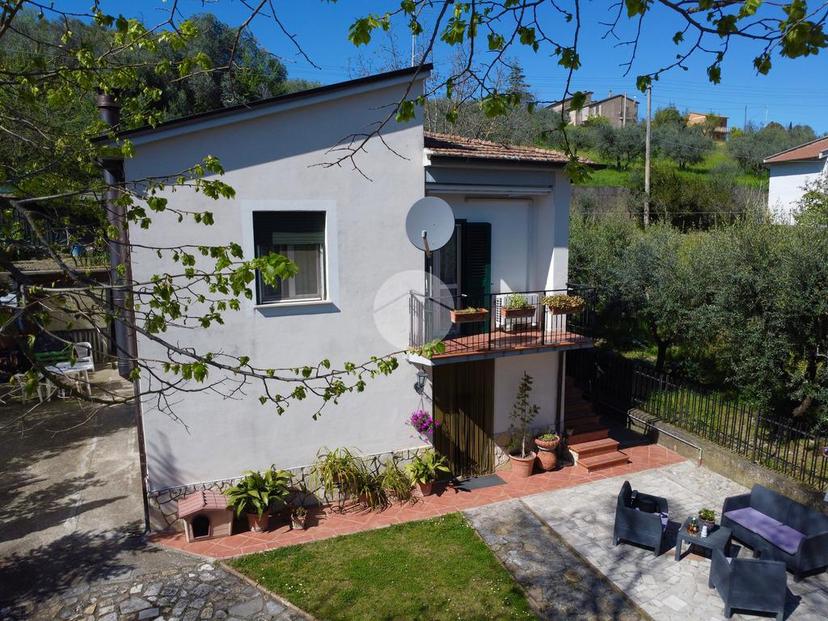 Casa indipendente in Santa Maria della Neve, Calvi dell'Umbria — foto 4 di 5
