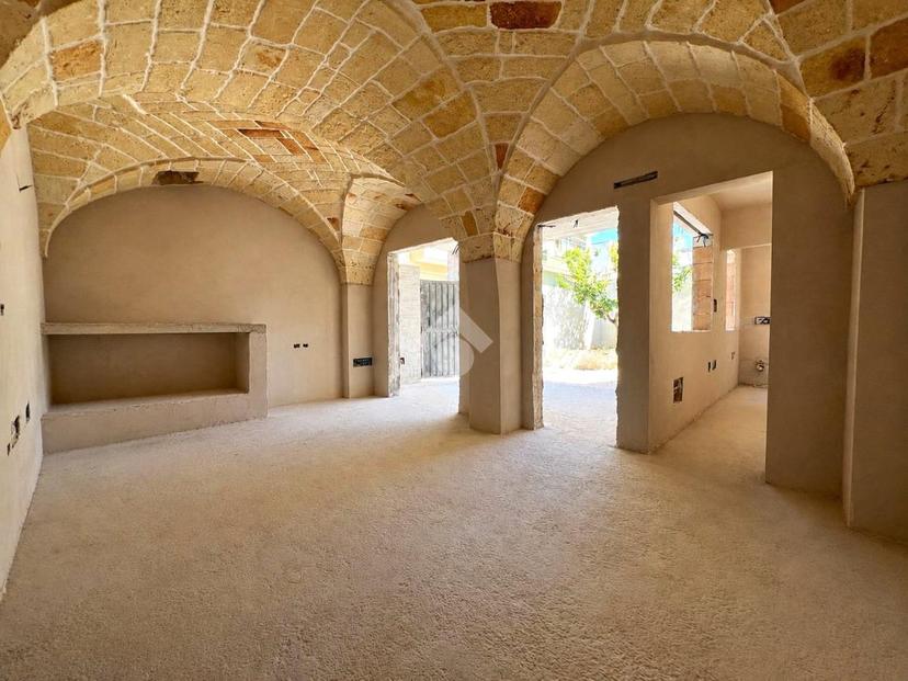 Casa indipendente in Via Maja Materdona 120, Mesagne — foto 3 di 5