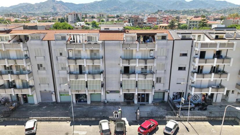 Appartamento in Stretto I Scodella  40, Barcellona Pozzo di Gotto