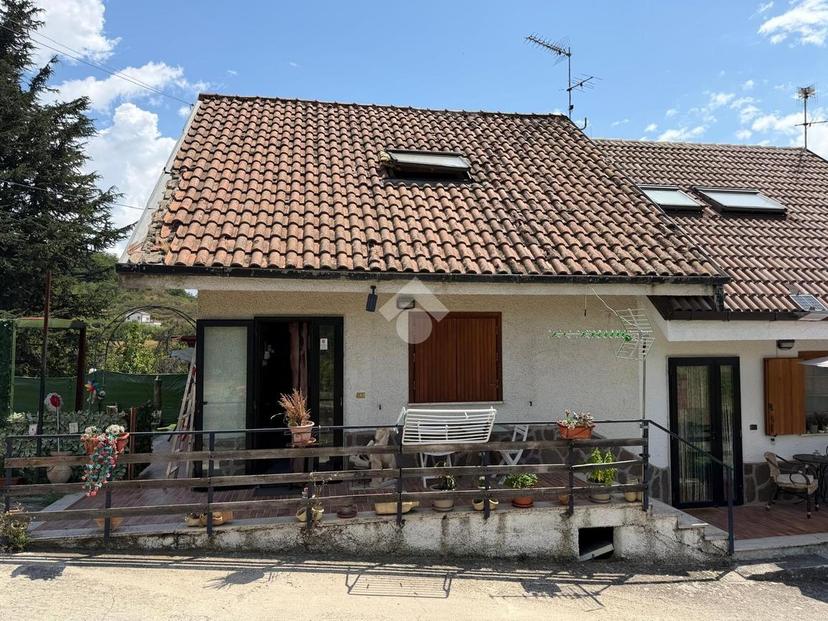 Villa a schiera in Via dei Mille 36, Potenza — foto 3 di 5