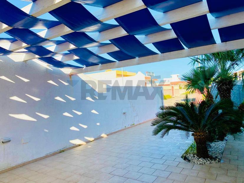 Villa a schiera in Via Isole Tremiti 18, San Pietro Vernotico — foto 2 di 5