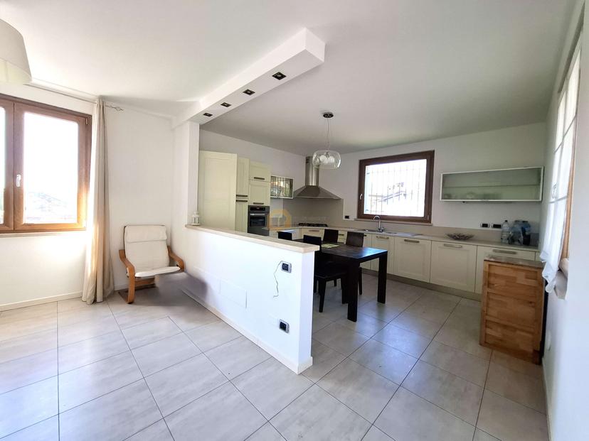 Villa bifamiliare in Via Carlo Alberto 1, Calcinato — foto 3 di 5