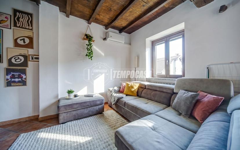 Casa indipendente in Via Alessandro Manzoni, Mezzomerico — foto 3 di 5