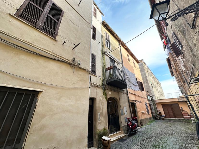 Trilocale in Via di Corte 15, Civita Castellana — foto 4 di 4