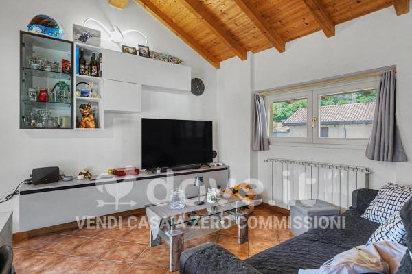 Trilocale in Via Alessandro Manzoni 183, Garlate — foto 5 di 5
